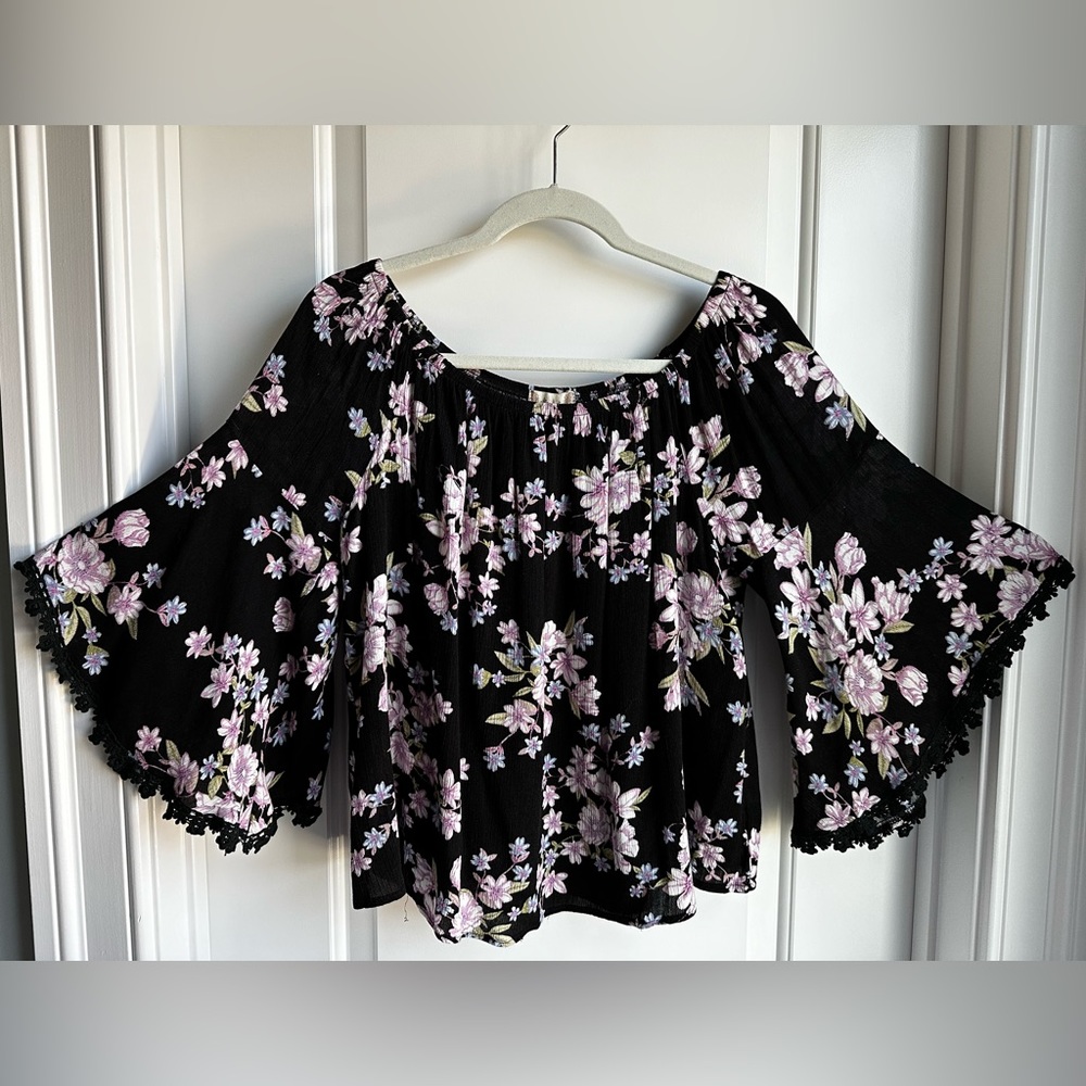 Altar’d State Floral off the shoulder flare sleeve top
